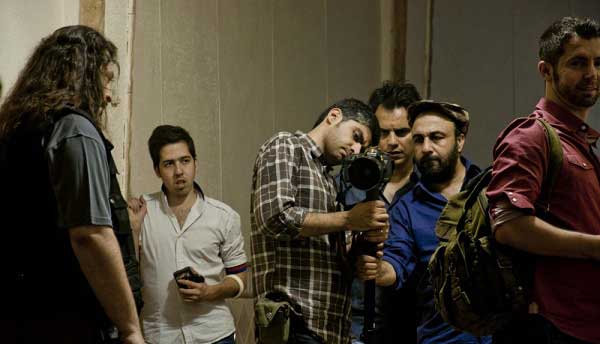 بالاخره « رد کارپت » بگوییم یا فرش قرمز؟ این را هنگامِ نمایشِ فیلمش در جشنواره، از خودش پرسیدم و گفت: « رد قرمز » هم می شود!