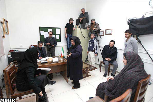 مراقب باش! فیلمبردارها روی کمد نمی روند ...