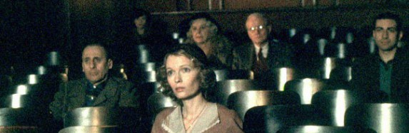نگاهی به فیلم رز ارغوانی قاهره The Purple Rose of Cairo نگاهی به فیلم رز ارغوانی قاهره The Purple Rose of Cairo